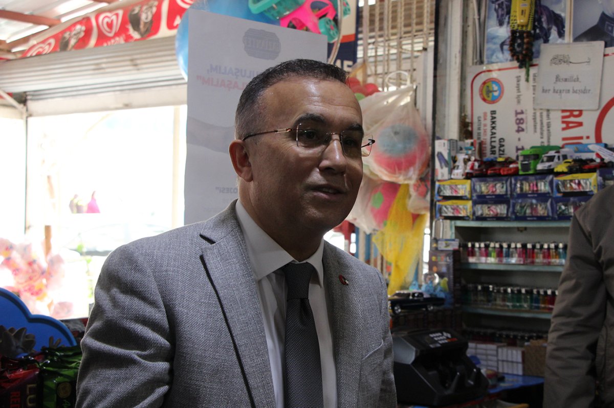 Gaziantep Valisi Çeber: Hayırların ihtiyaç sahiplerine ulaşmasını sağlamak için Bakkal Kart uygulamasını başlattık