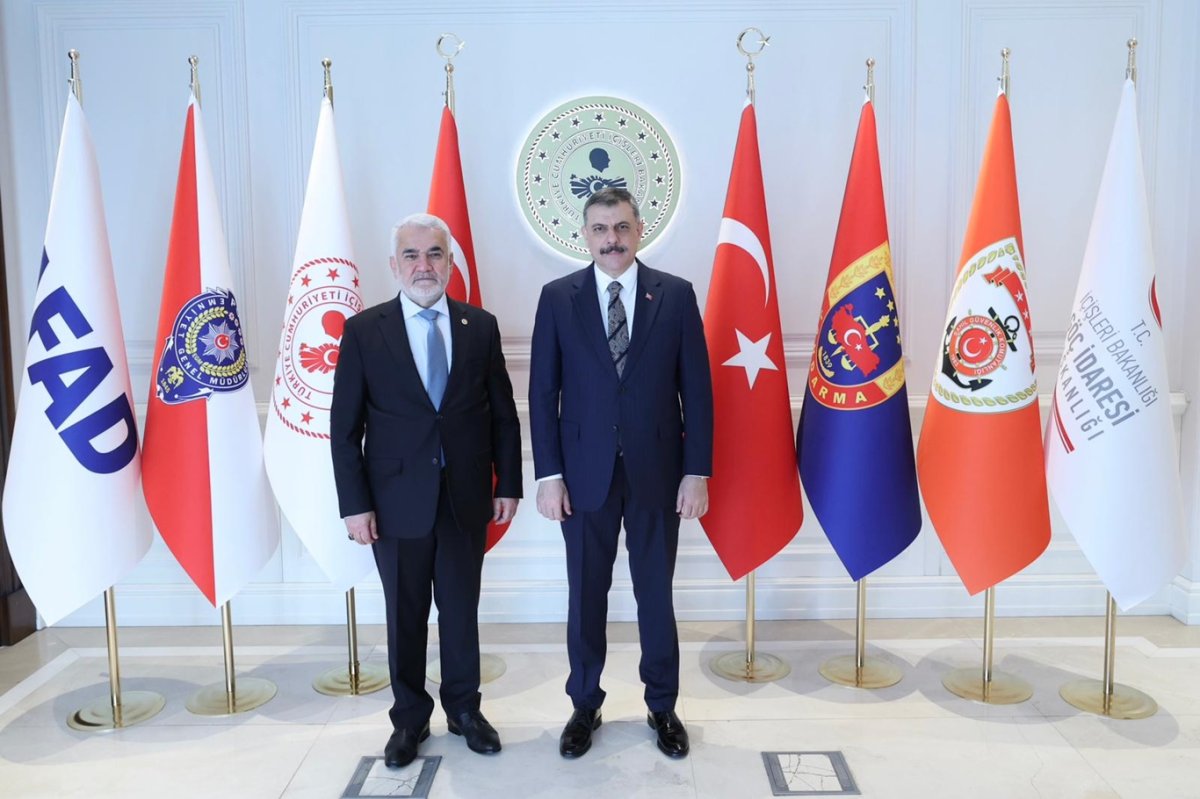 HÜDA PAR Genel Başkanı Yapıcıoğlu'ndan İçişleri Bakanı Çiftçi'ye 'hayırlı olsun' ziyareti