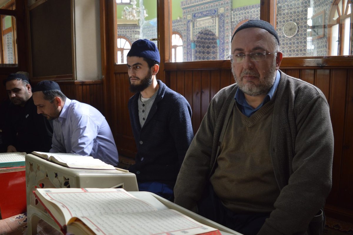 Karanfil: Mukabele geleneğiyle Kur’an ile meşgul olmak kalplerimizi temizler