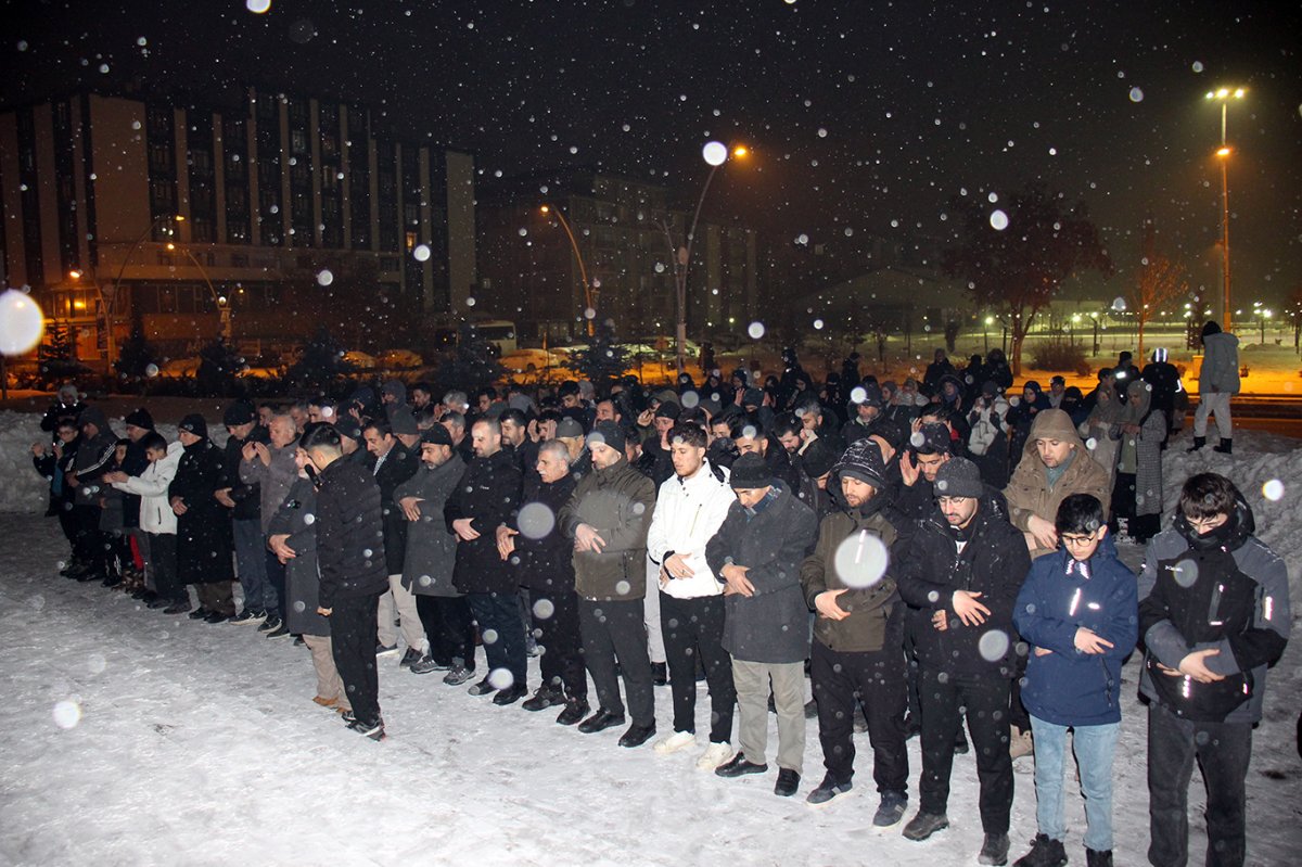 Ağrı’dan İran'a yönelik saldırılara tepki