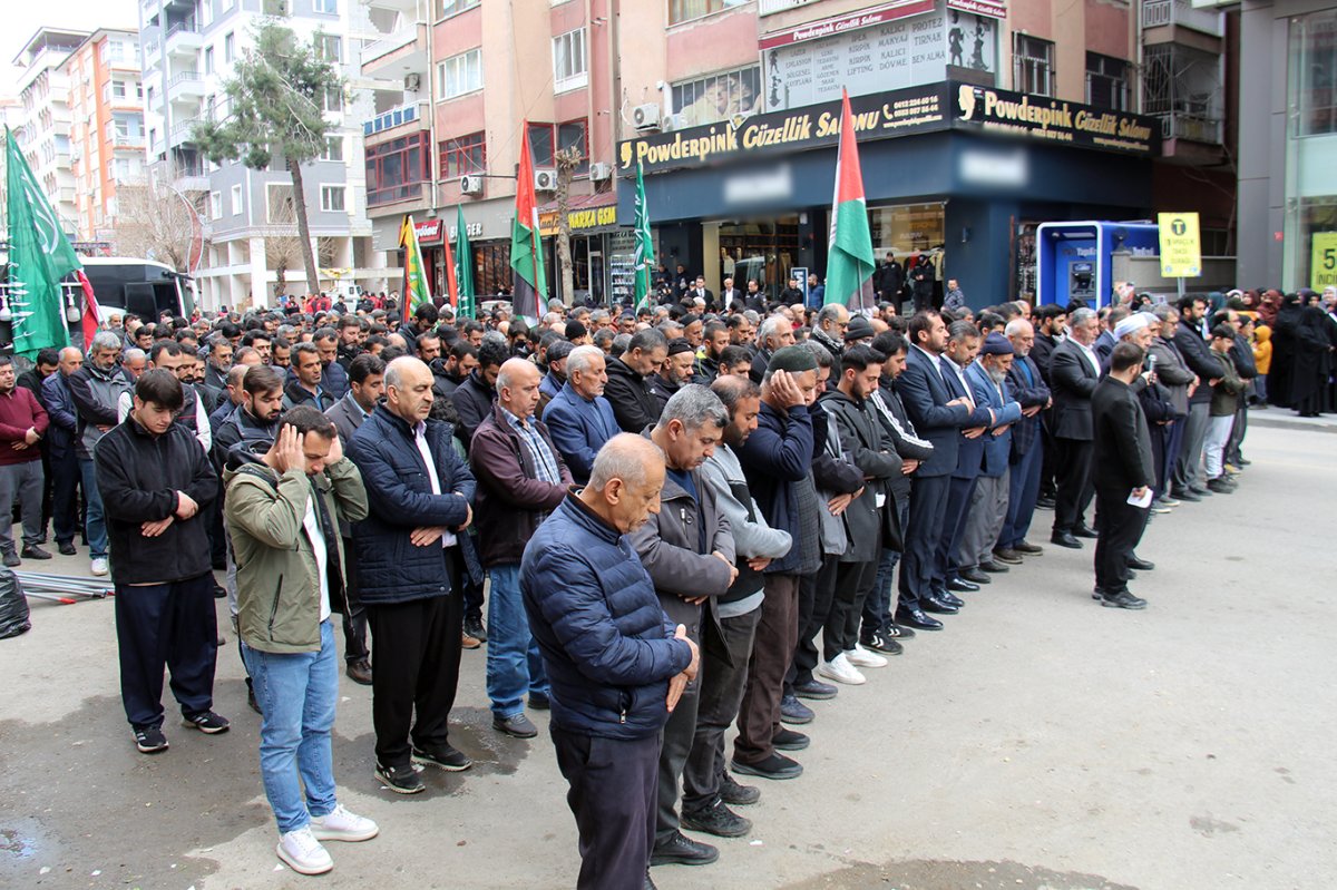 Peygamber Sevdalıları: Amerika ve israilin karşısında Müslümanların yanındayız