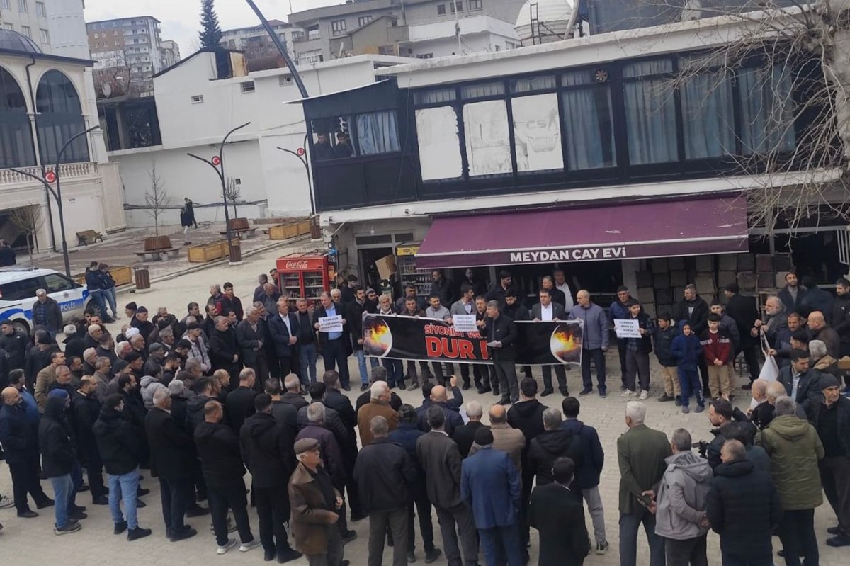 Batman'da "siyonizme ve uyuşturucuya karşı tek yumruk" basın açıklaması