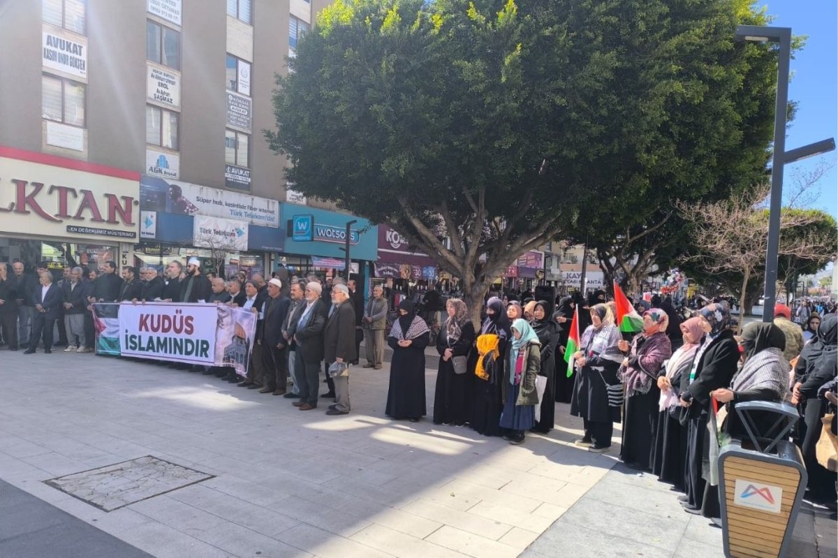 Mersin'de Gazze’de devam eden siyonist vahşete ve bölgede tırmanan gerilime tepki