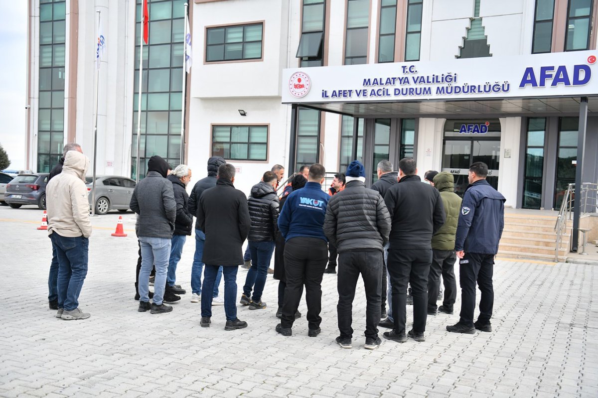 Yeşilyurt Belediyesi ekiplerine AFAD'dan kapsamlı eğitim