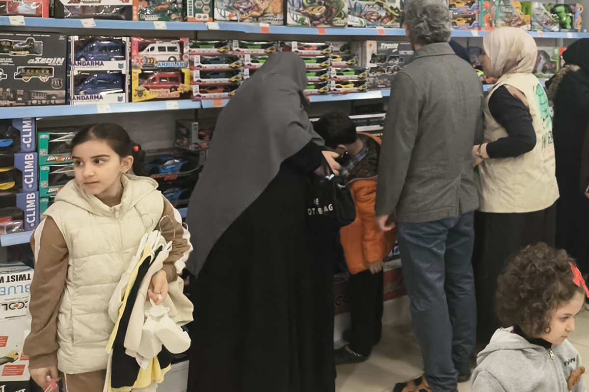 Kocaeli Umut Kervanı Ramazan ayında yetimlerin yüzünü güldürdü