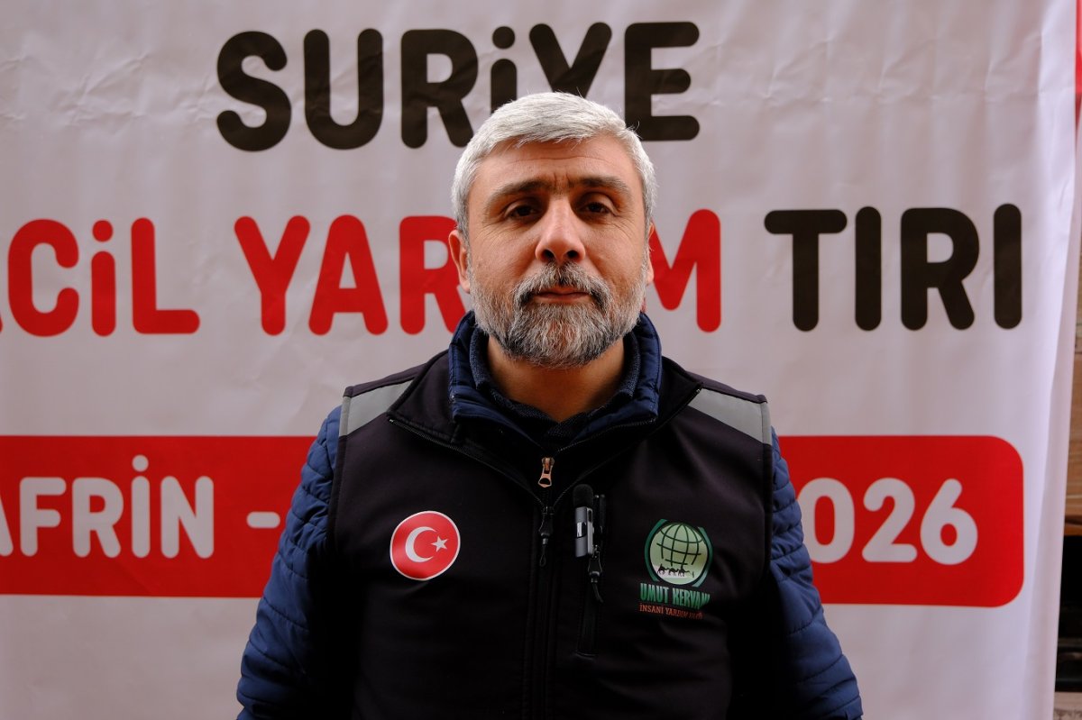 Umut Kervanı’nın hazırladığı yardım tırı Van’dan Suriye’ye doğru yola çıktı