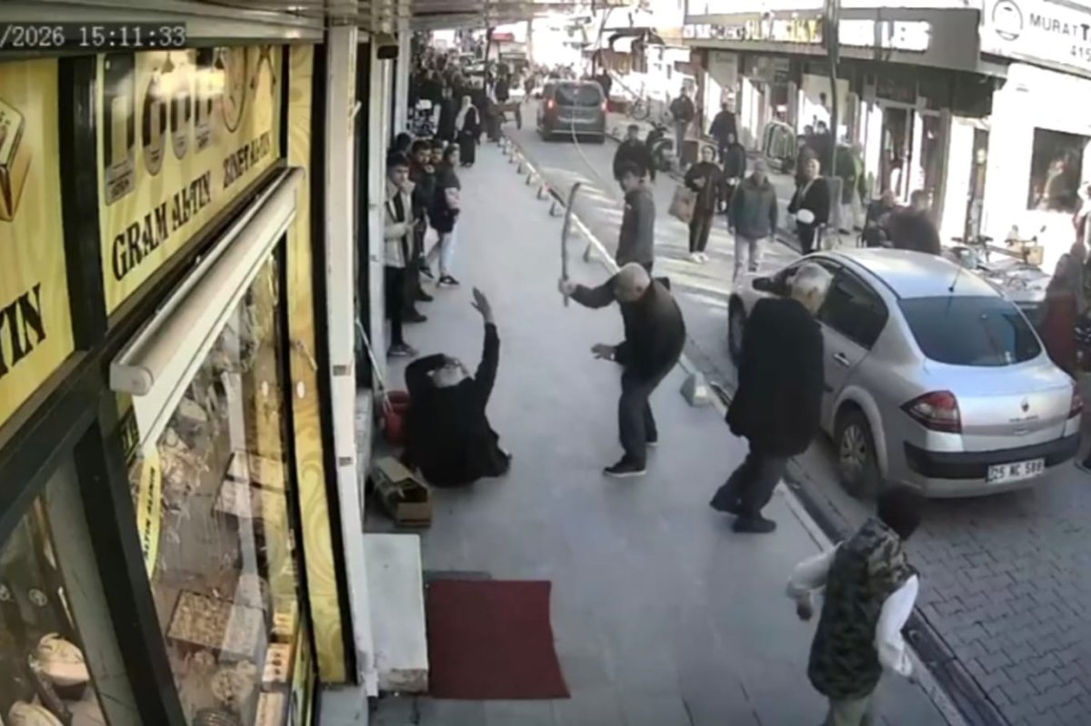 Mardin’de sopalı kavga kamerada: 1 yaralı