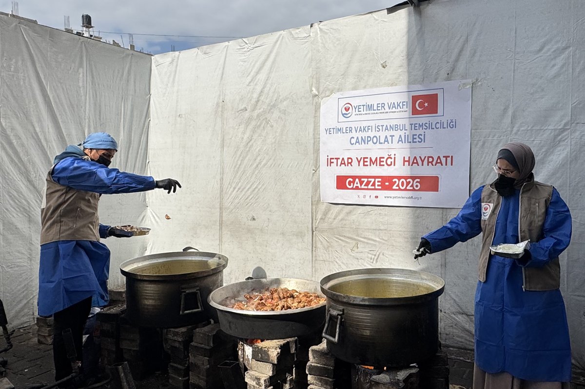 Yetimler Vakfı Gazze'de sıcak yemek desteğini sürdürüyor