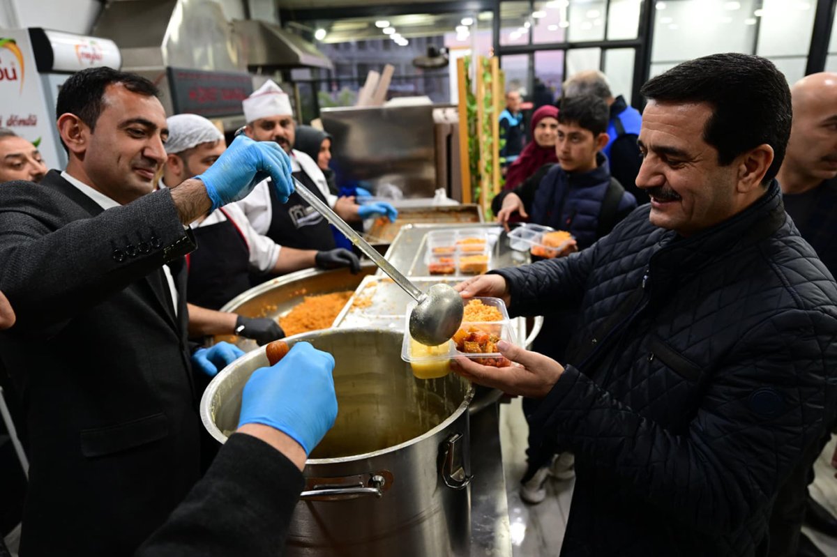 Belediye Başkanı Taşkın: Ramazanın bereketini hemşehrilerimizle paylaşıyoruz