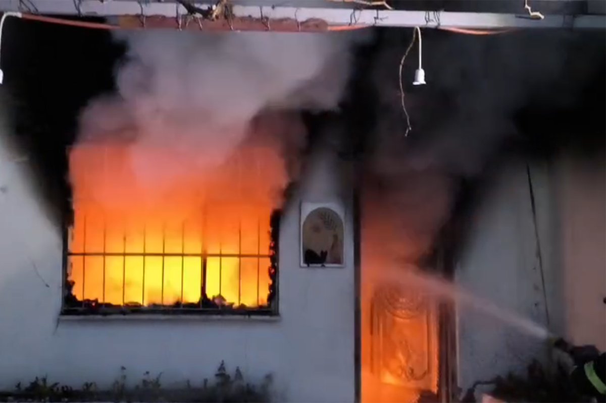 Batman'da ev yangınında eşyalar kullanılamaz hale geldi