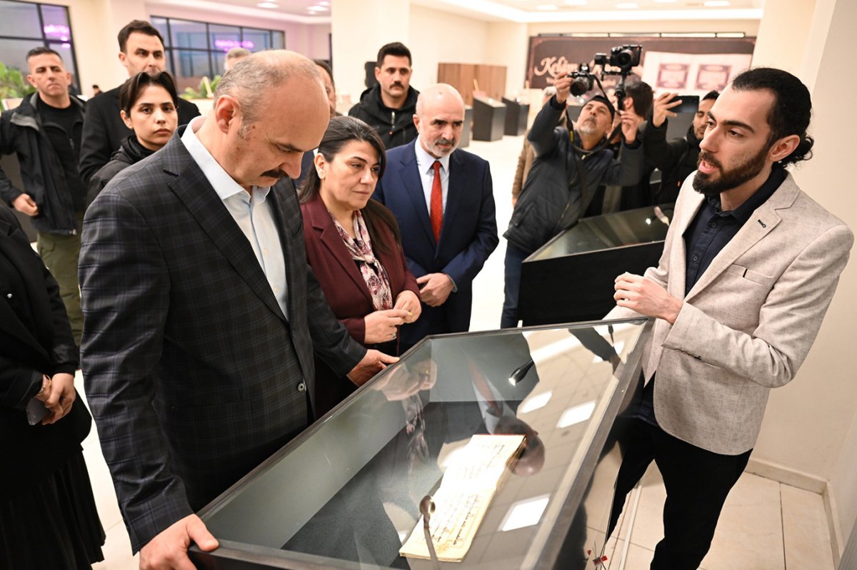 "Kelâm ve Kalem Yazma Mushaf Sergisi” ziyaretçilere kapılarını açtı