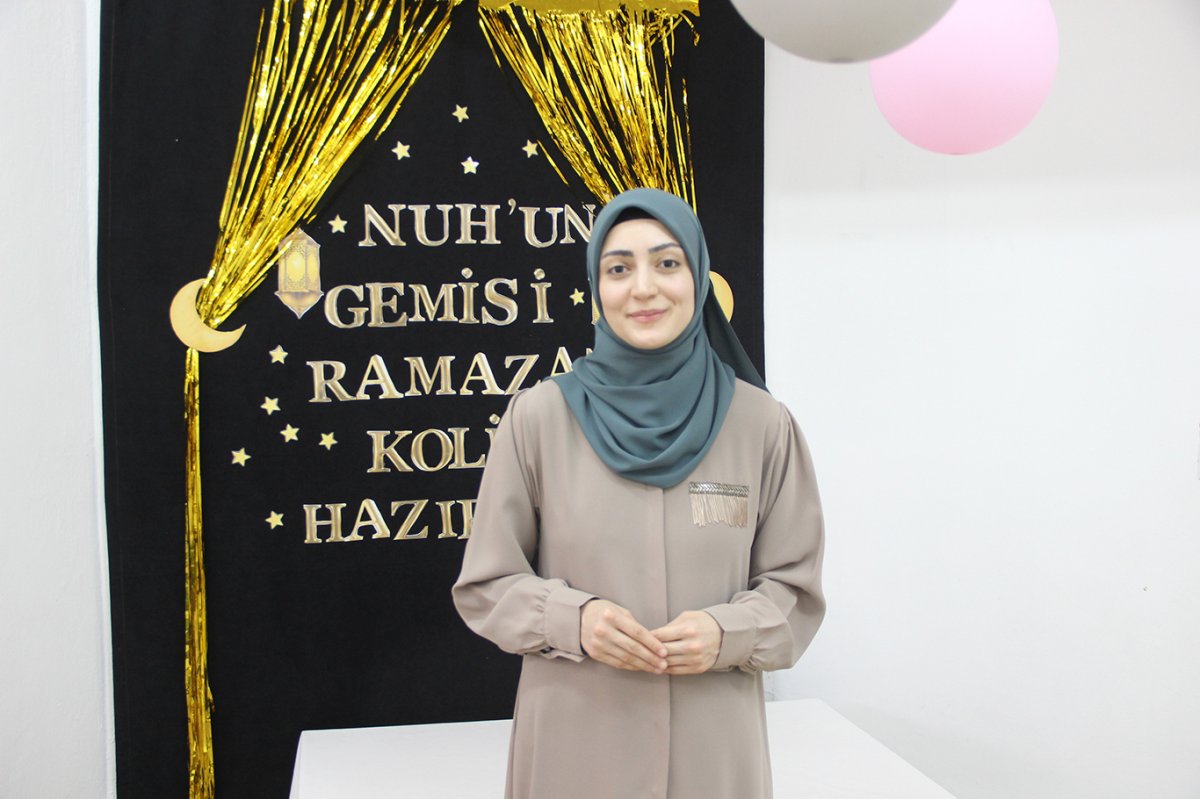 Kuran kursu öğrencilerinden ihtiyaç sahibi ailelere ramazan kolisi