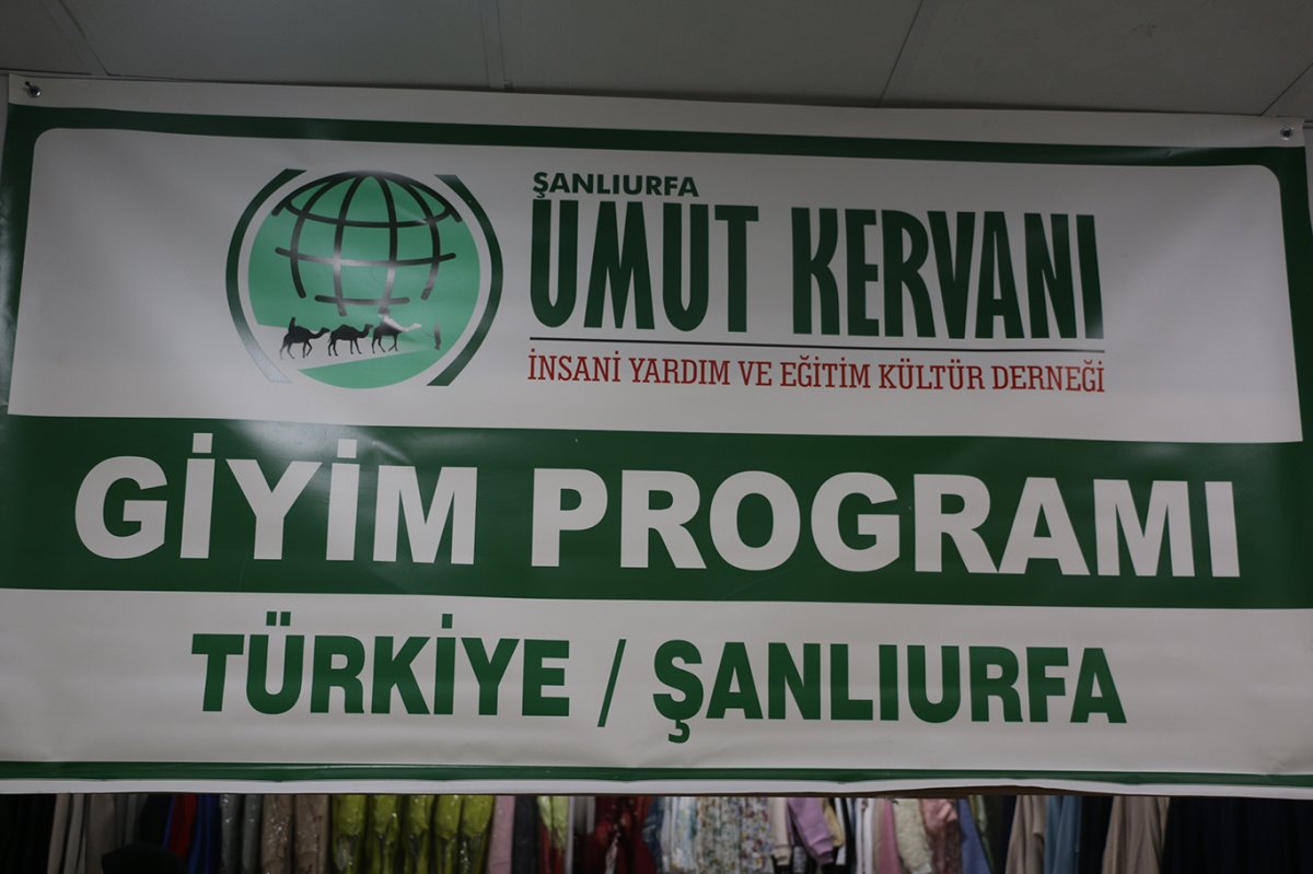 Şanlıurfa’da binlerce çocuğa bayramlık giyim desteği