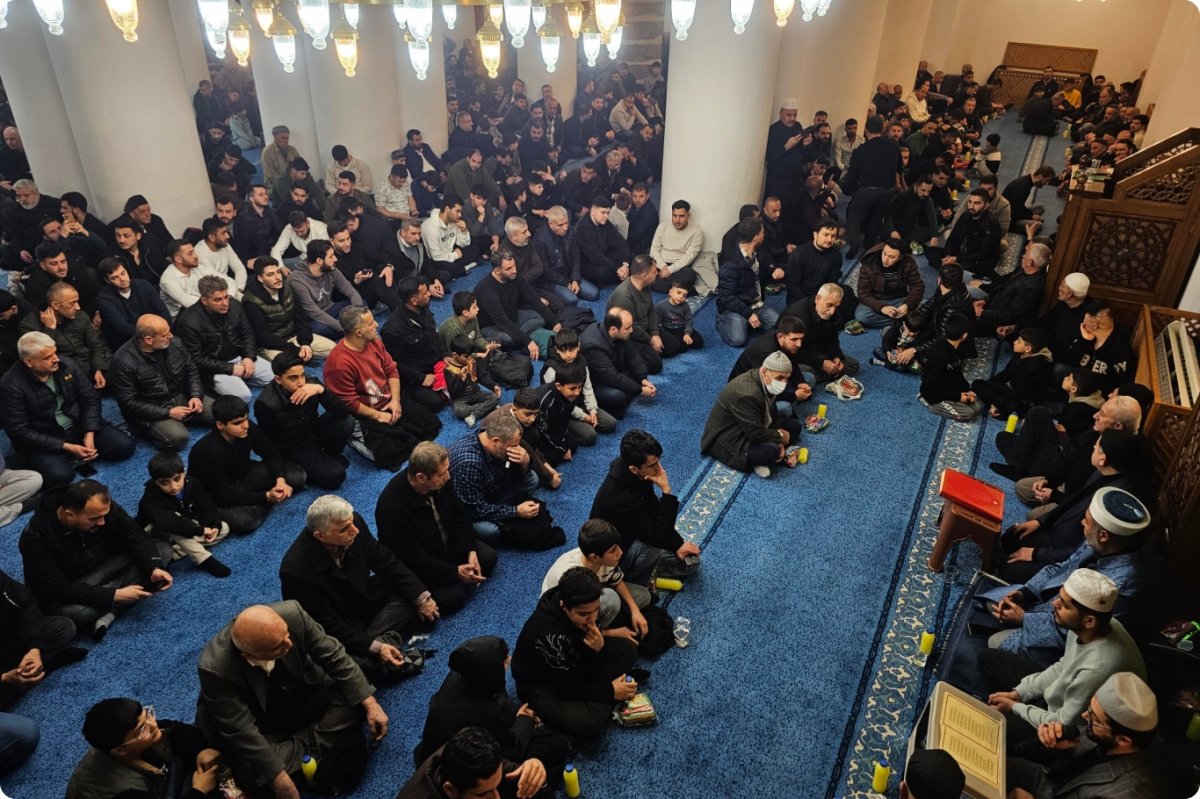 Kadir Gecesi Cizre'de dualarla idrak edildi