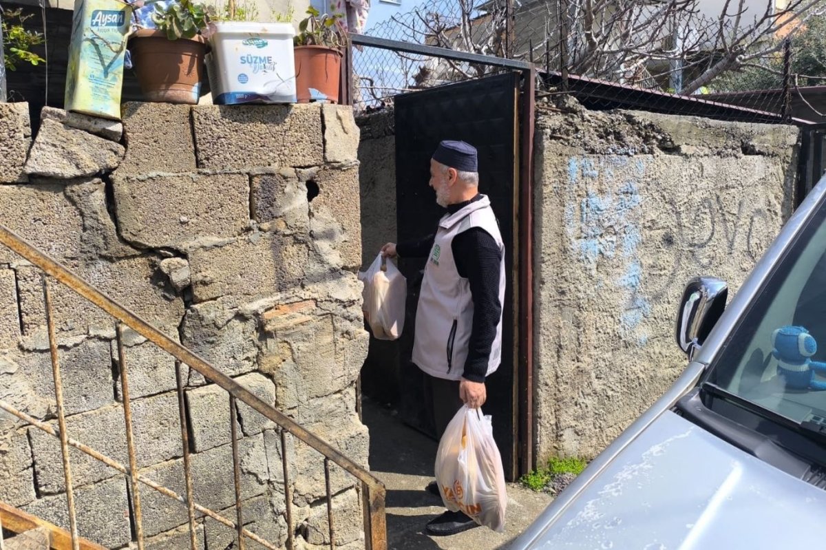 Umut Kervanı Tarsus, ihtiyaç sahiplerine yardımda bulundu