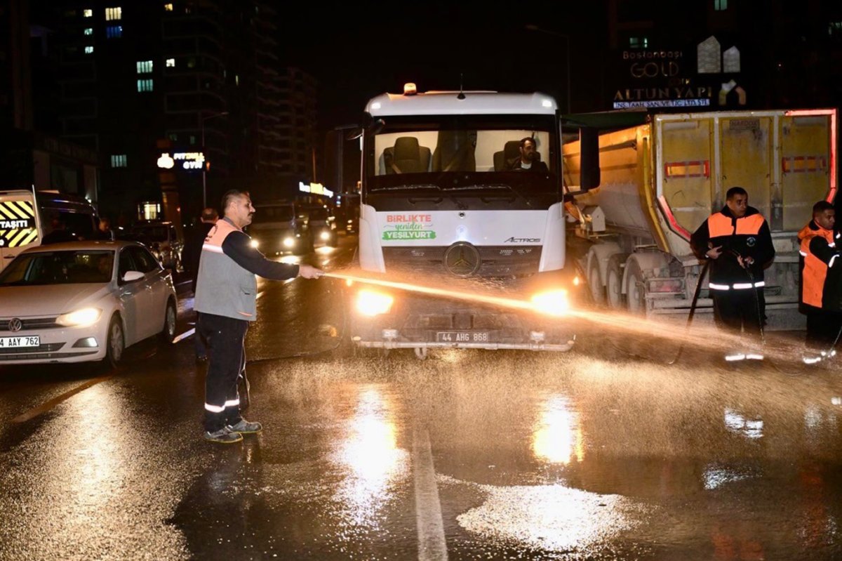 Yeşilyurt'ta bayram öncesi temizlik seferberliği