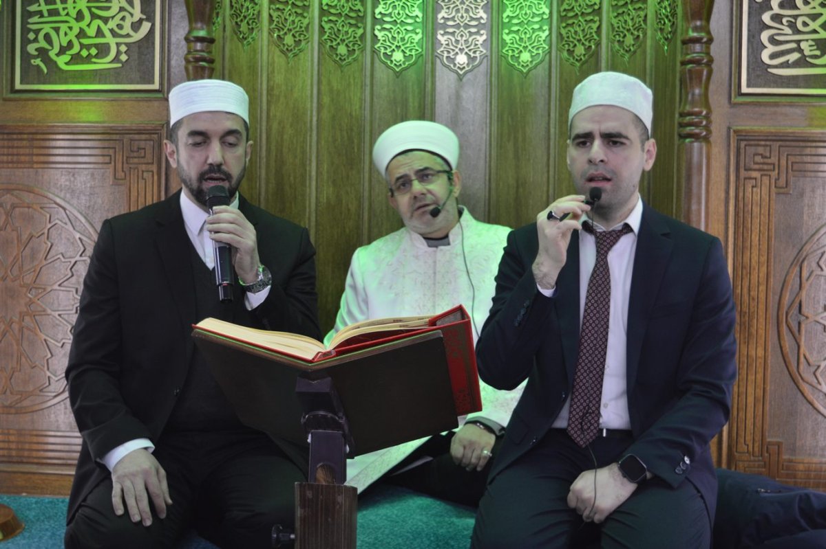 Siirt'te bayram namazı eda edildi