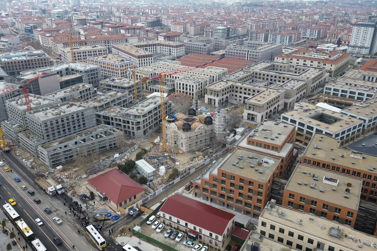 Battalgazi Belediye Başkanı Taşkın, Akpınar Çarşı Merkezi’nde incelemelerde bulundu
