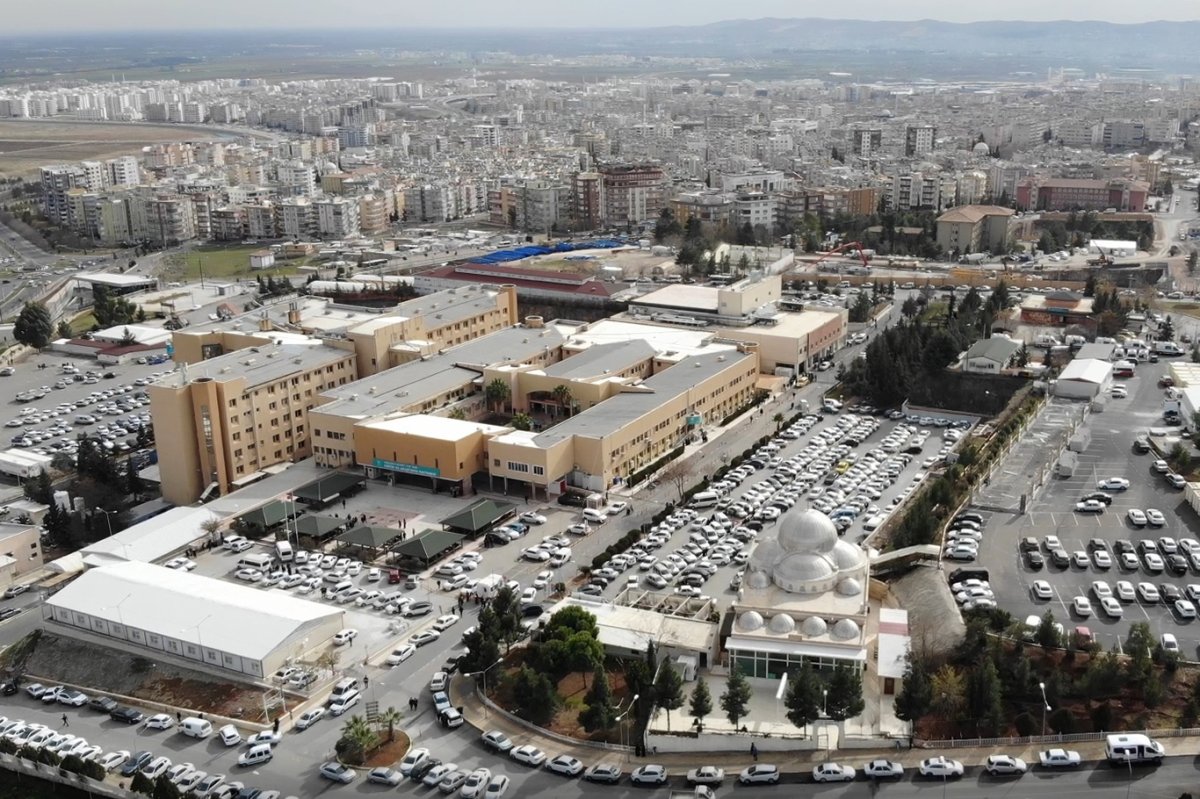 Şanlıurfa’da genç hasta nakille kalça protezinden kurtarıldı