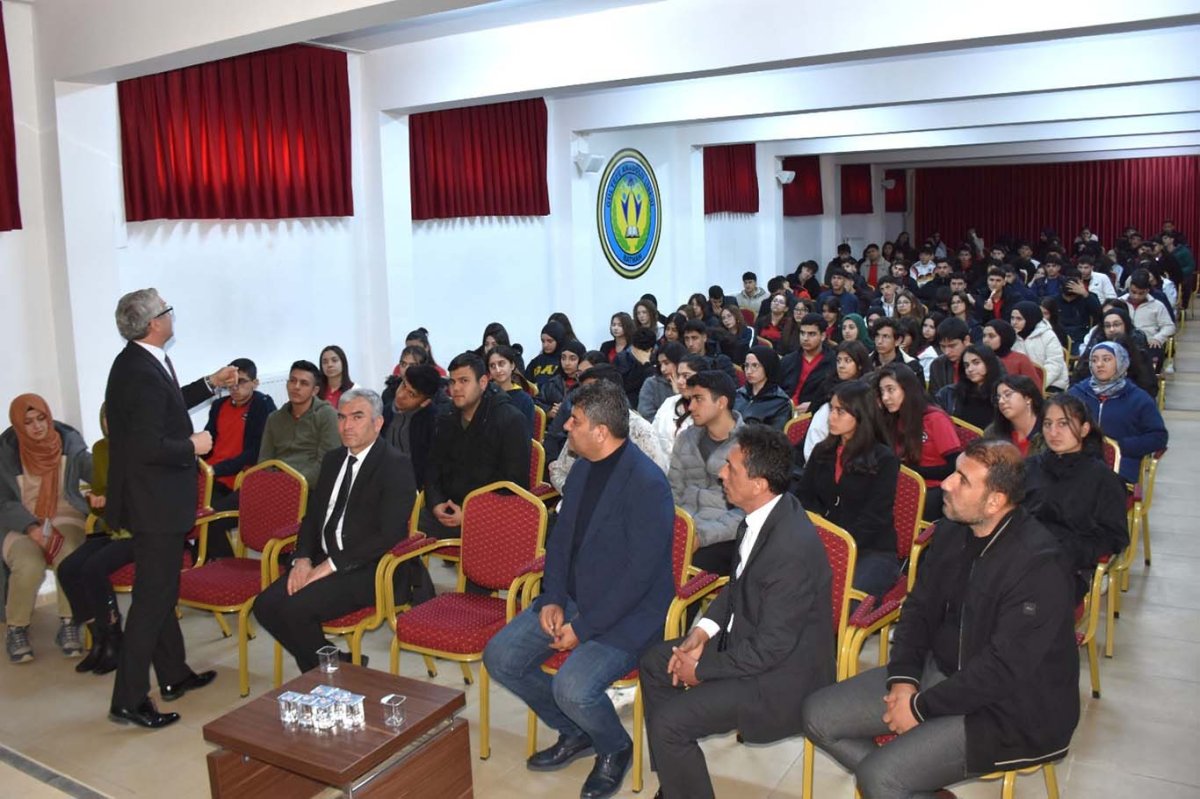 "Hesap ve IBAN Bilgisi Paylaşma Suçtur" seminerleri sürüyor