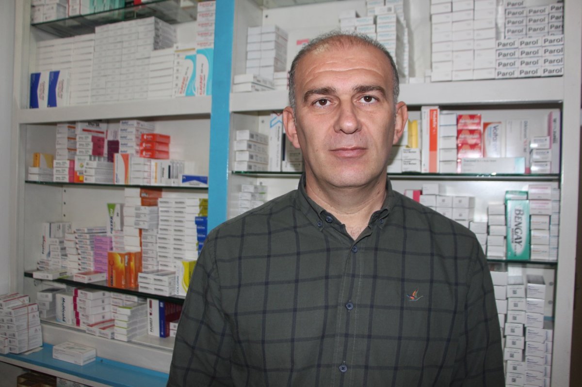 Eczacı Akdağ: Spesifik hastalık ilaçlarında zaman zaman yokluk yaşanmakta
