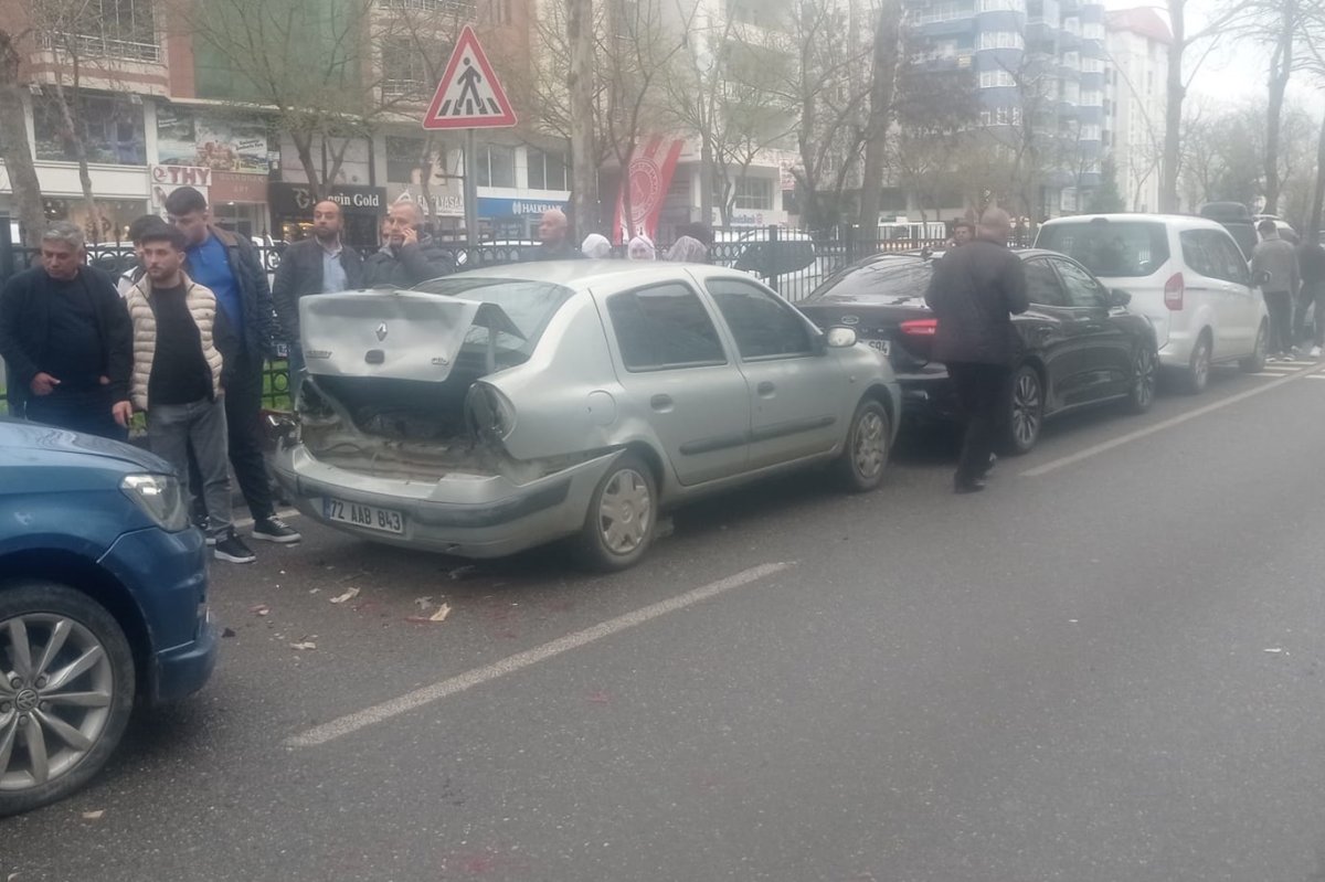 Batman'da 7 araçlı zincirleme trafik kazası