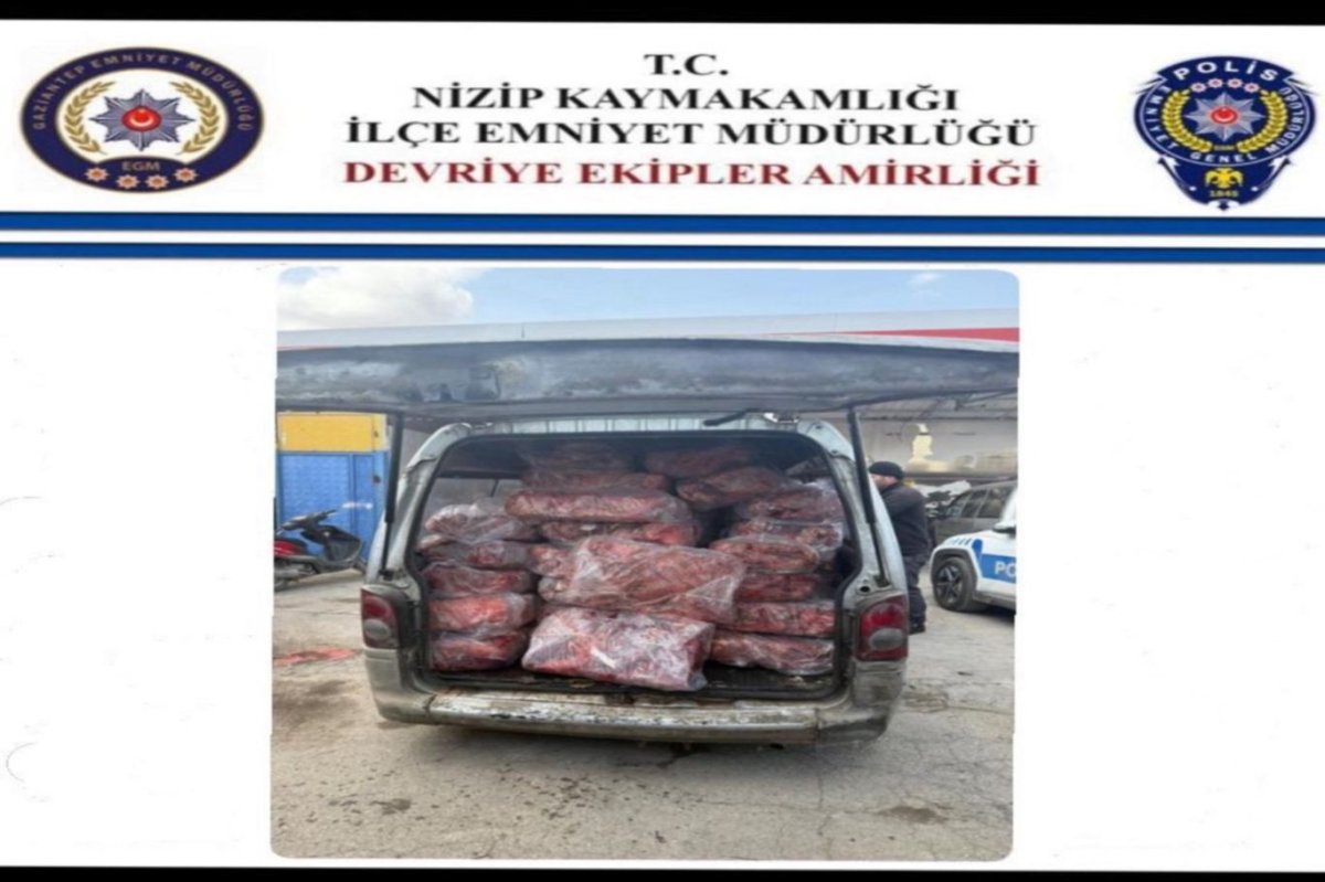Gaziantep'te 2 tona yakın kaçak et geçirildi