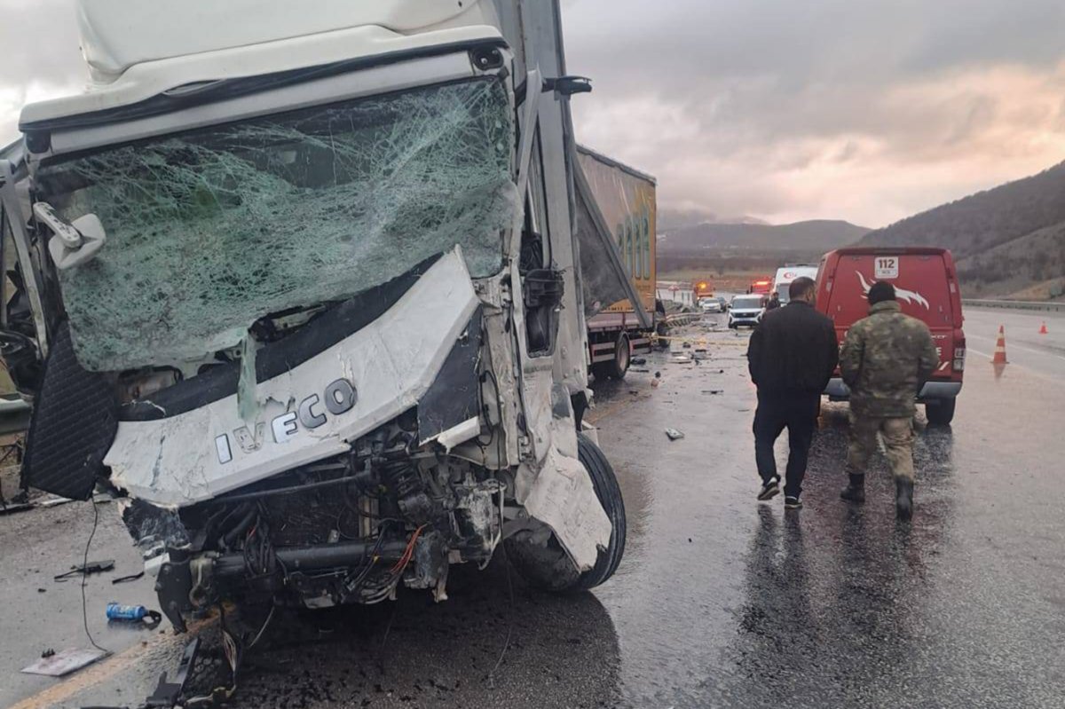 Malatya'da feci kaza: 3 ölü, 1 yaralı