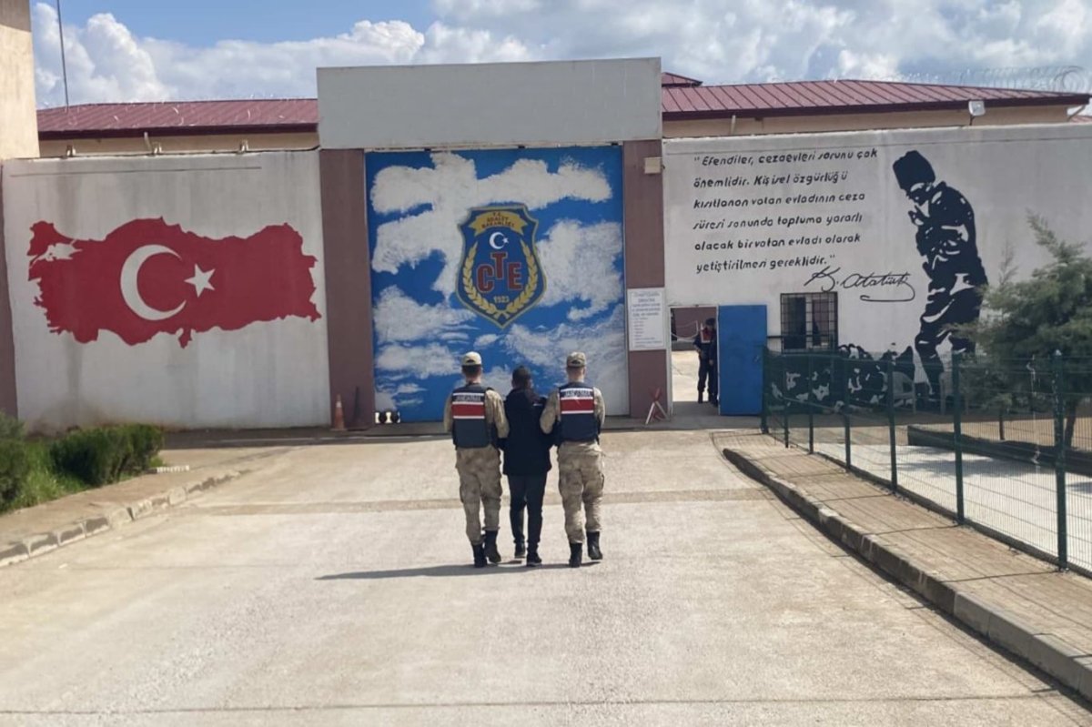 Gaziantep'te kesinleşmiş hapis cezasıyla aranan şahıs yakalandı