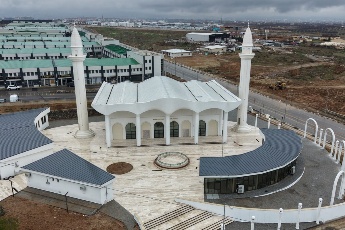 Malatya'da Mehmet Yusuf Kaya Külliyesi ibadete açıldı