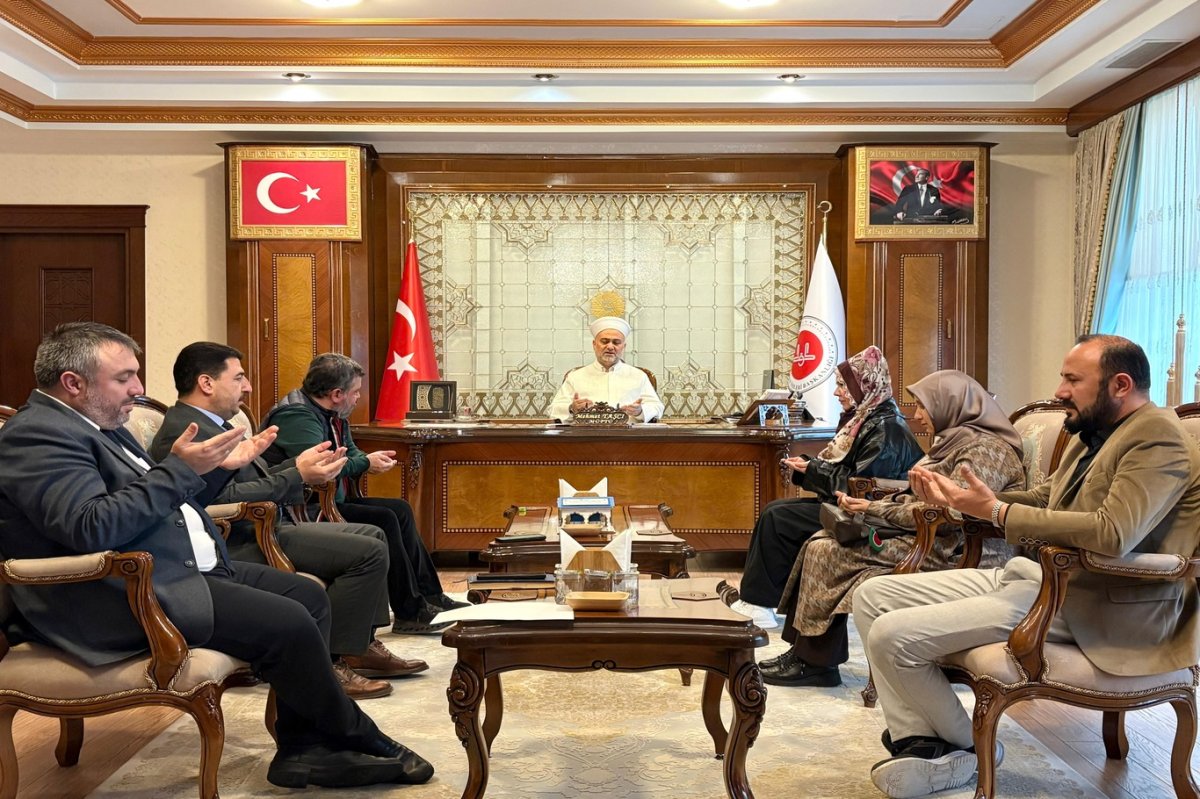 Rus vatandaşı Anzhela Adana’da Müslüman oldu