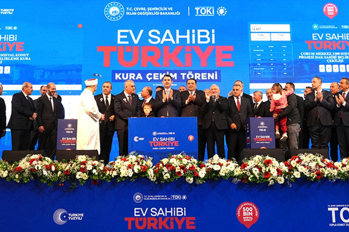 Bakan Kurum: İstanbul'da 500 bin konutun anahtarlarını 2 yıl içinde vermeyi hedefliyoruz