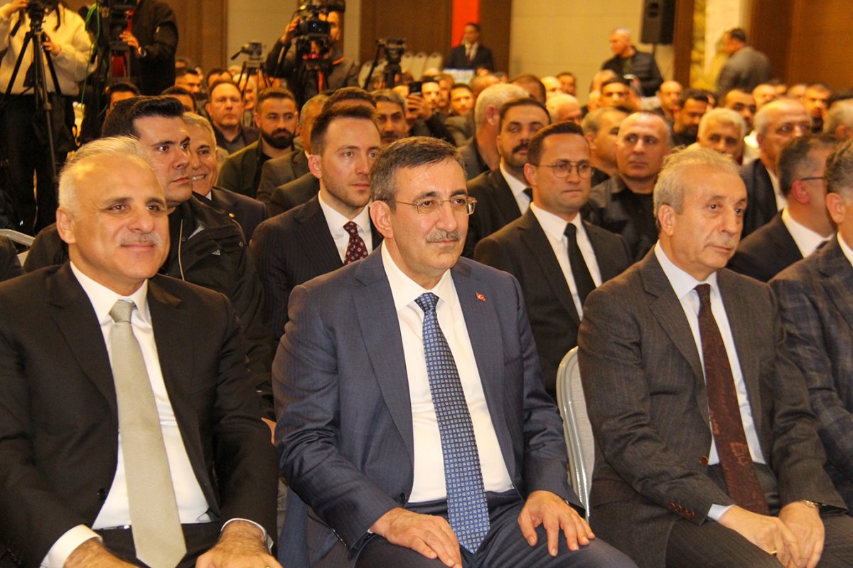 Cumhurbaşkanı Yardımcısı Yılmaz: Savaş uzadıkça ekonomik maliyet artacak