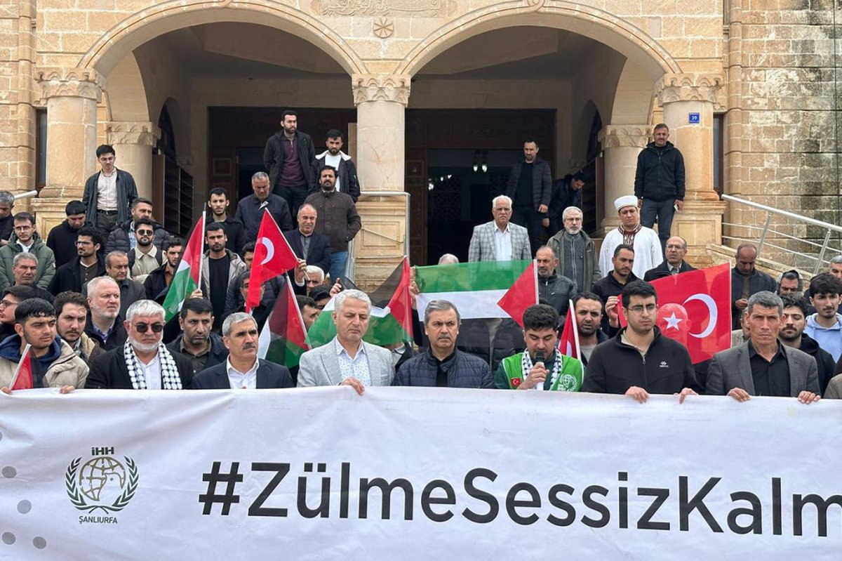 İşgal rejiminin katliamlarına karşı 102 üniversitede basın açıklaması