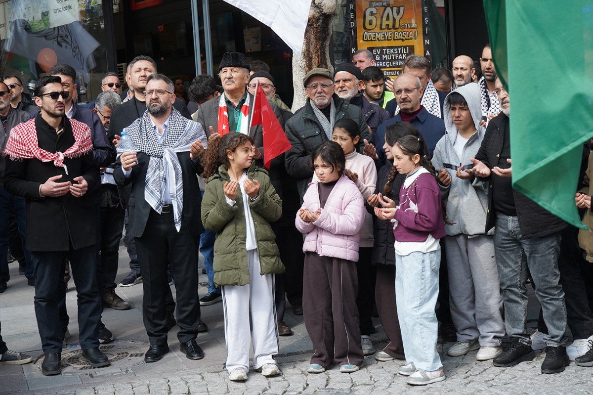 Konya’da Gazze’ye destek yürüyüşü düzenlendi
