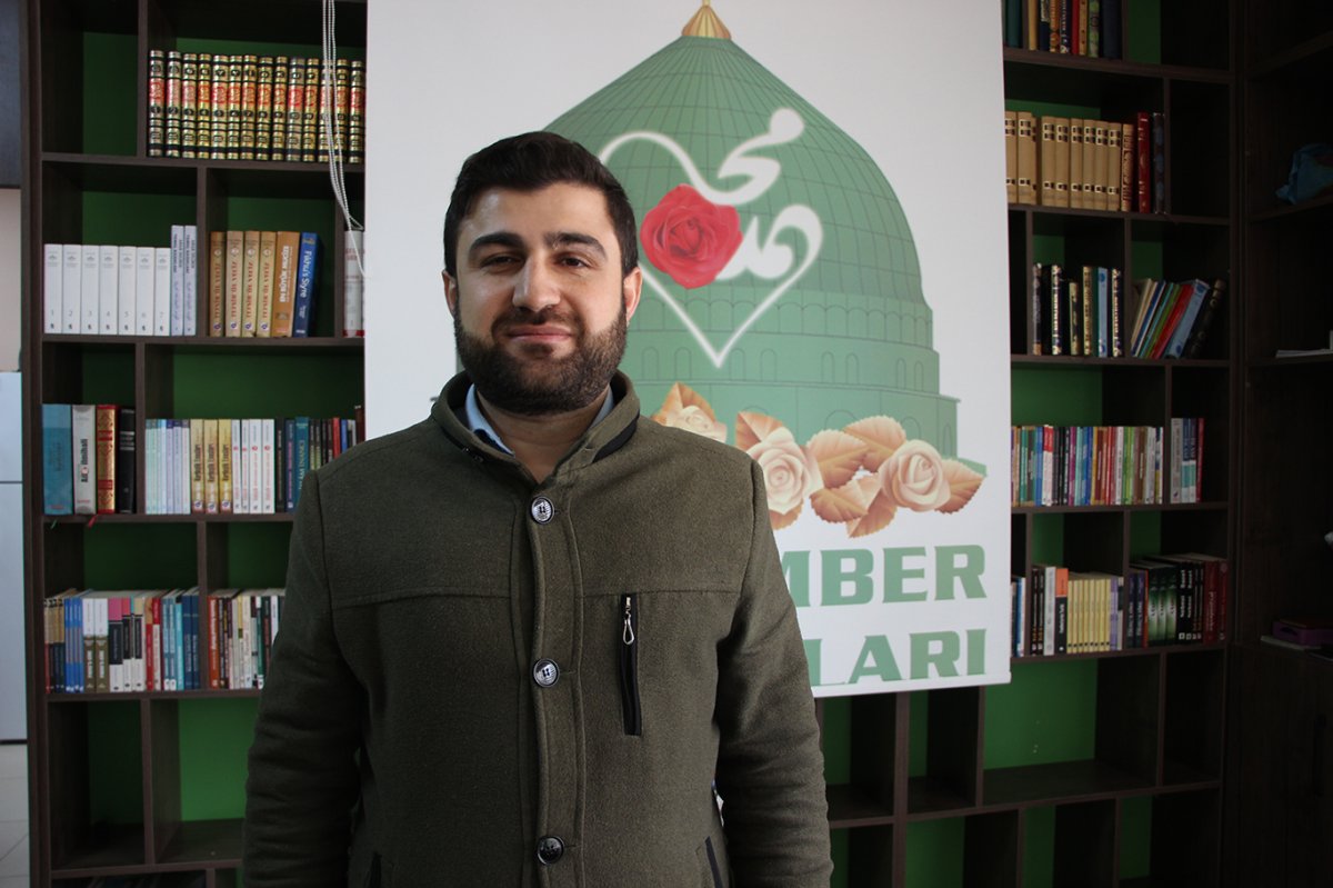 Siyer-i Nebi Yarışması'nda Gaziantep'te umre kazanan yarışmacı ödülünü aldı