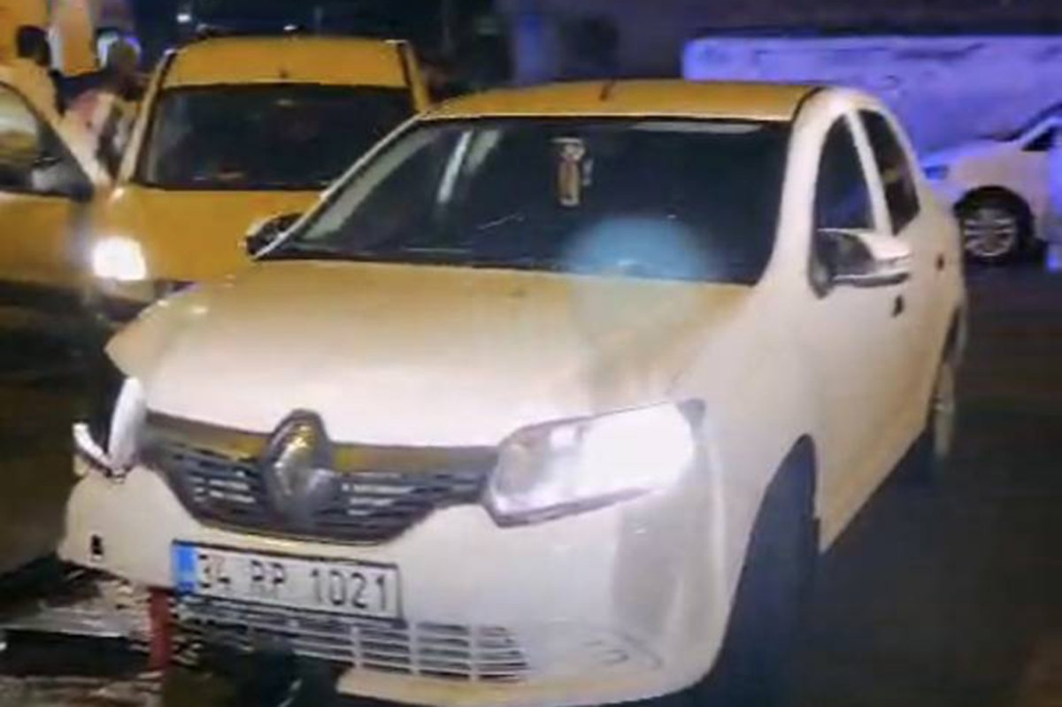 Batman’da iki aracın çarpıştığı kazada maddi hasar oluştu