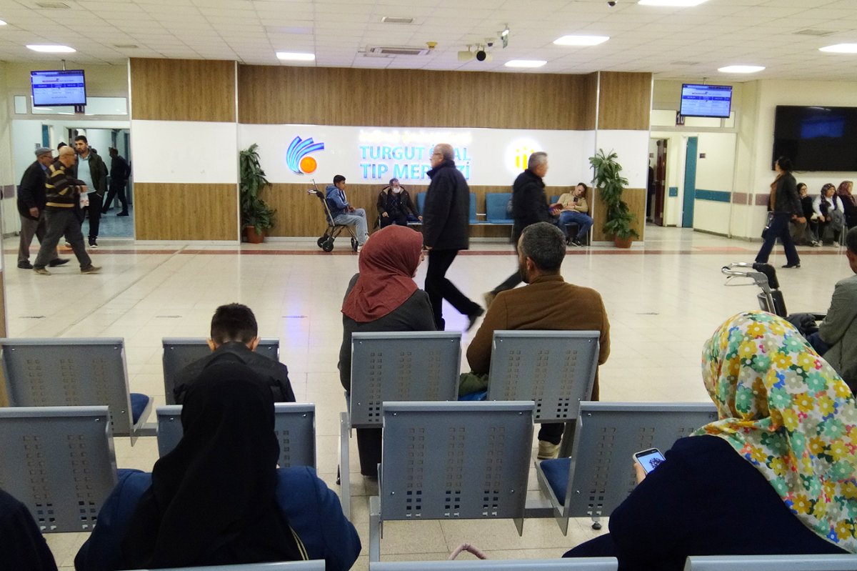 "Huzursuz bacak sendromu" ile ilgili uzmanından hayati uyarılar