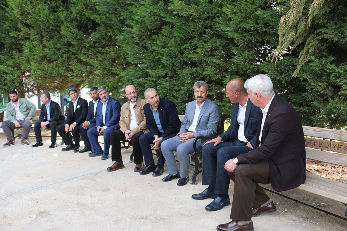 HÜDA PAR heyeti saldırıda yaralananları ziyaret etti