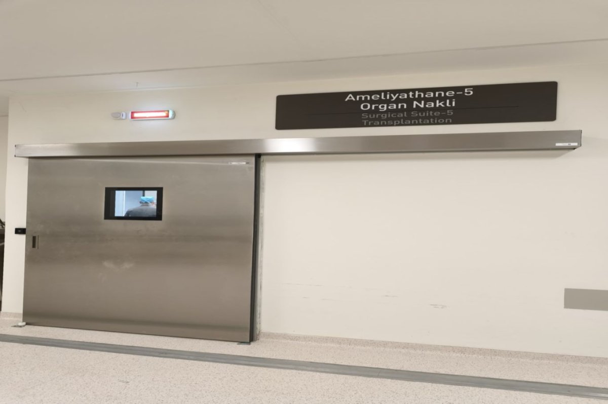 Beyin ölümü gerçekleşen hastanın organları üç kişiye umut oldu