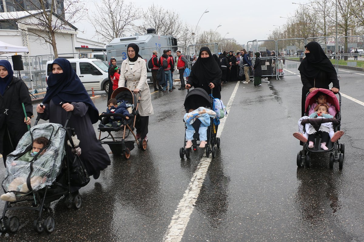 Mevlid-i Nebi etkinliğine katılan kadınlar: Bu tür etkinliklere daha çok ihtiyacı var