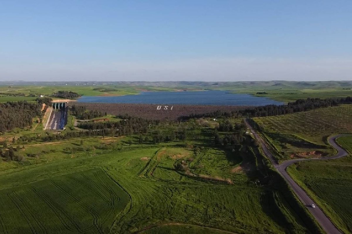 Göksu Barajı'nda kontrollü su tahliyesi başlatıldı