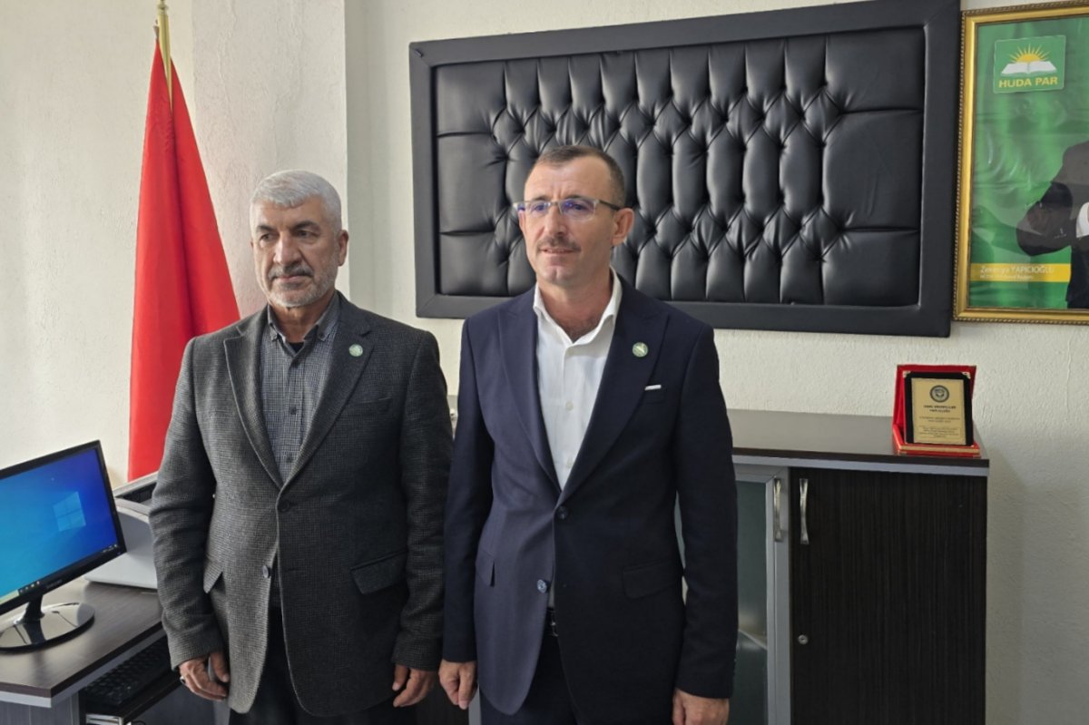 HÜDA PAR İdil ilçe başkanlığında görev değişimi