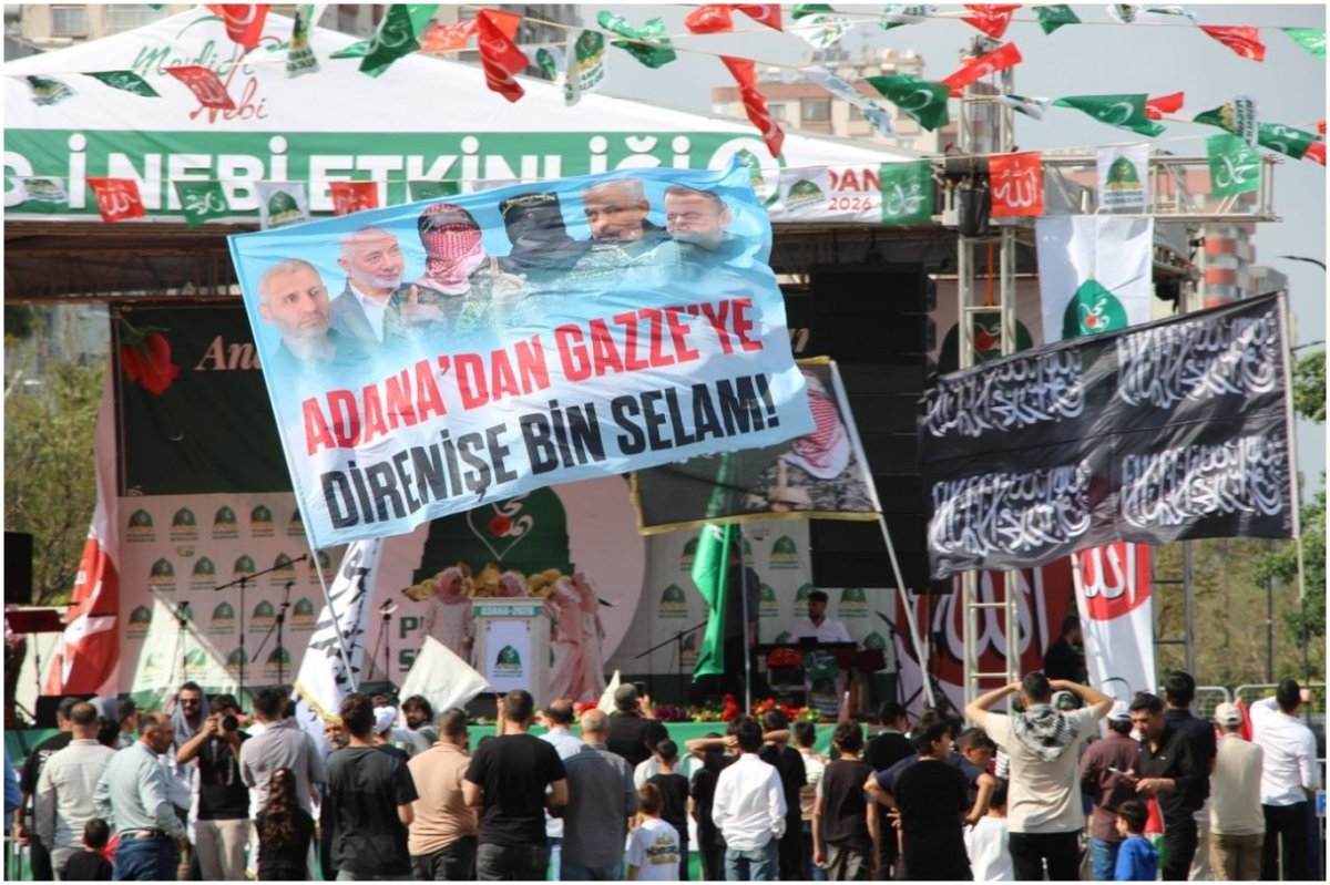 Adanalılar Mevlid-i Nebi etkinliği için alana akın ediyor