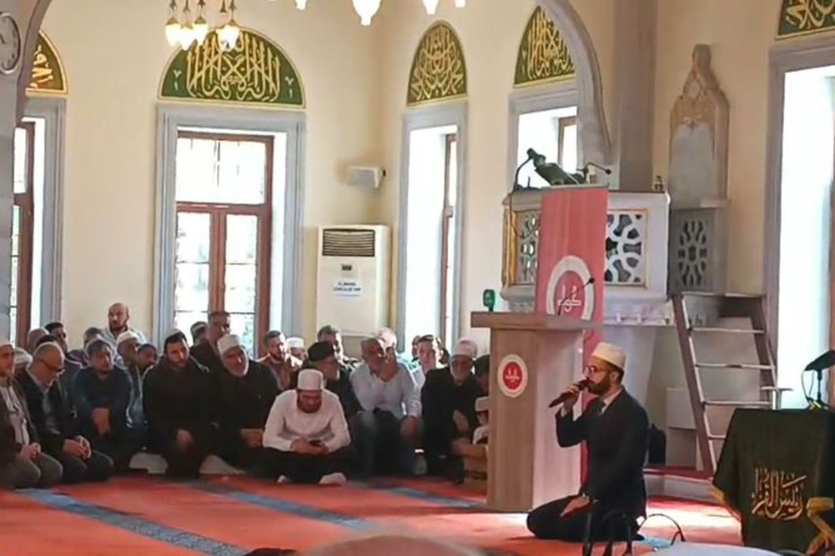 Küçükçekmece'de manevi zirve: İcazet töreni