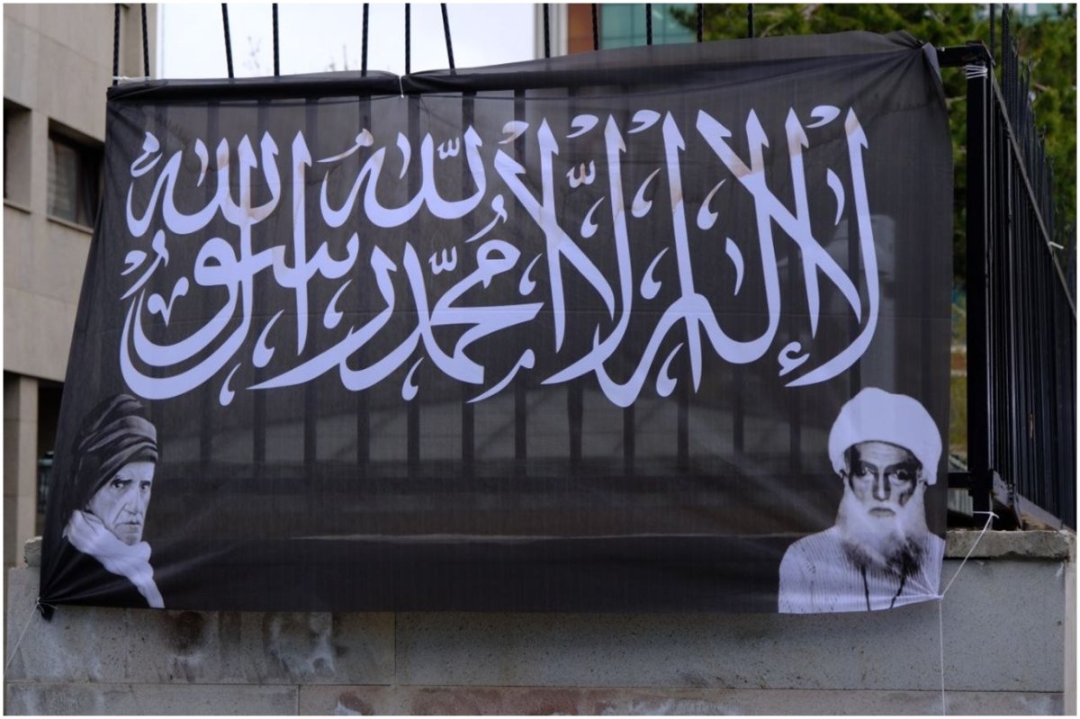 Van’da Mevlid-i Nebi coşkusu fotoğraf karelerine yansıdı