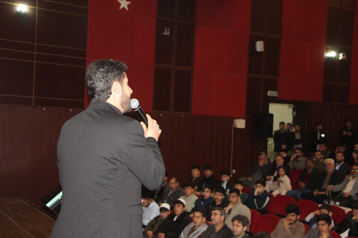 Kavan: Çocuklarımız fenni ilimleri okurken maneviyatı ıskalarsa çok daha büyük musibetlerle karşı karşıya kalacağız