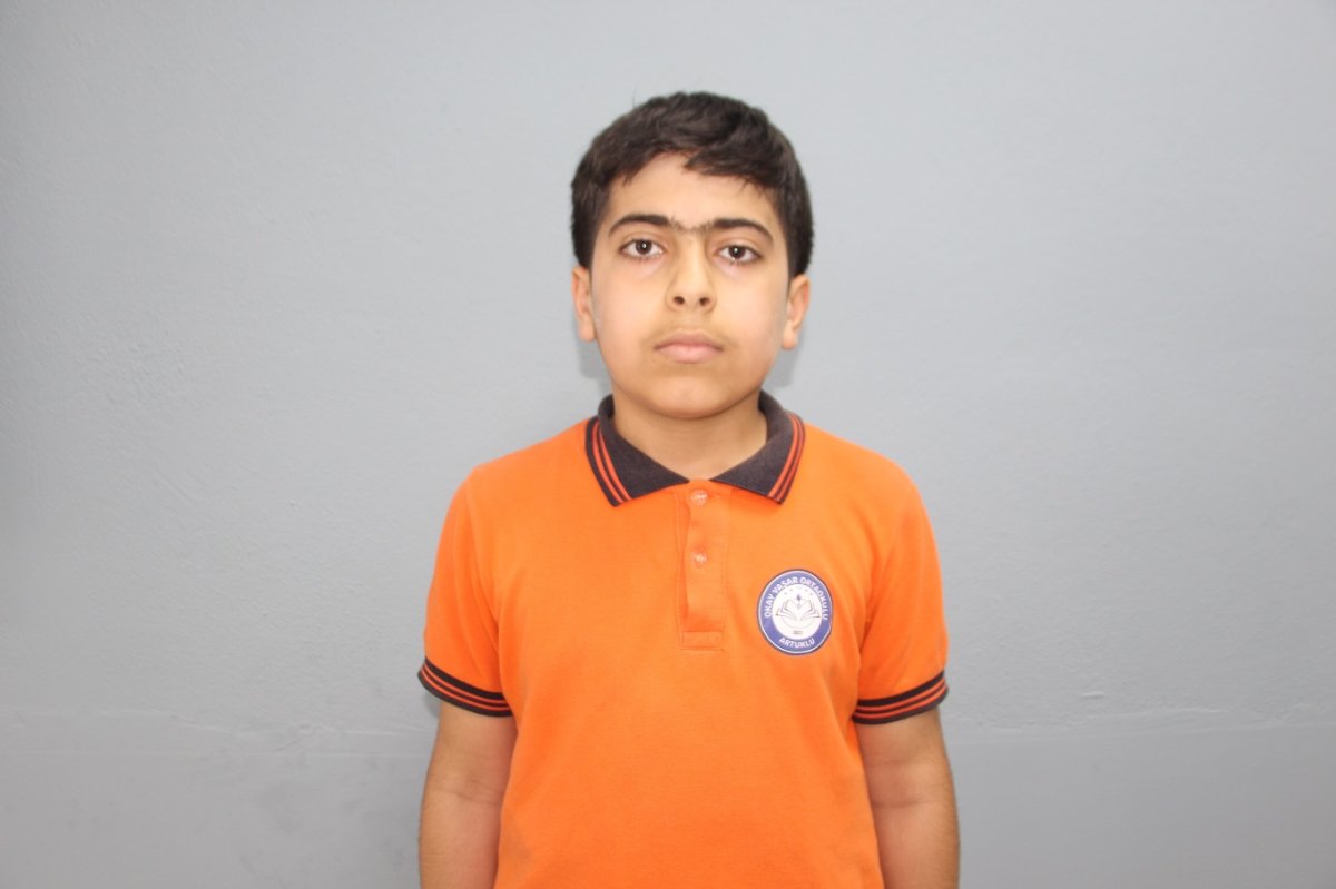 Siyer Yarışması'ndan ödül alan çocuklar: Peygamber Efendimizi tanımak dahi bize yetti