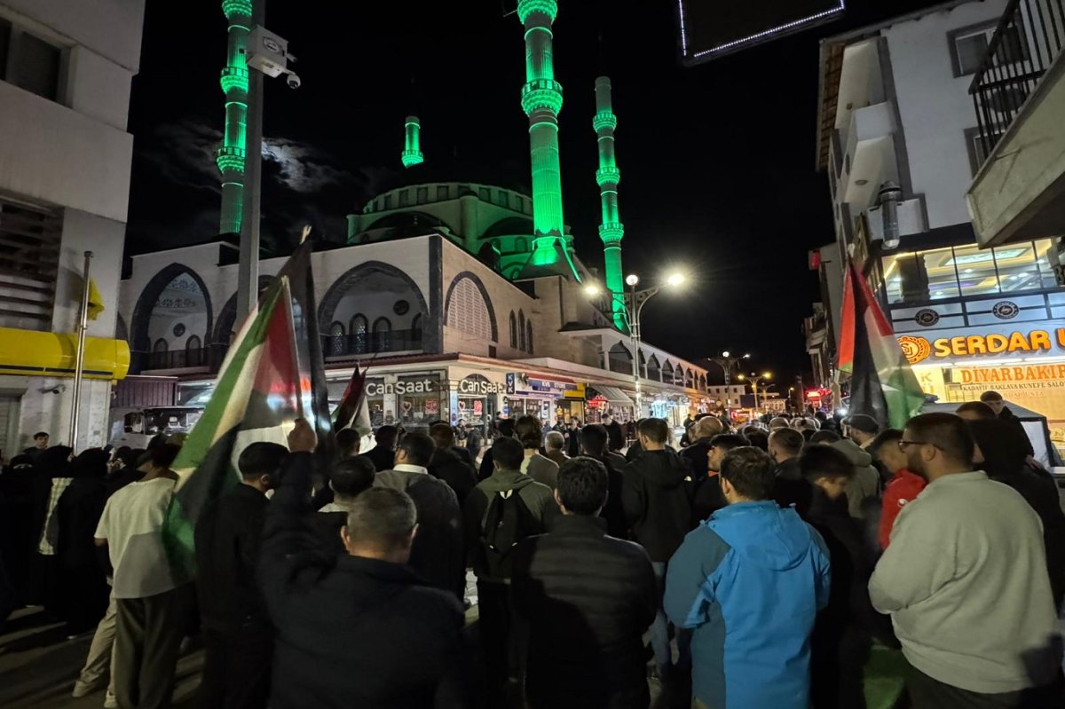 Global Sumud Filosu’na yapılan saldırıya Ağrı’dan tepki gösterildi