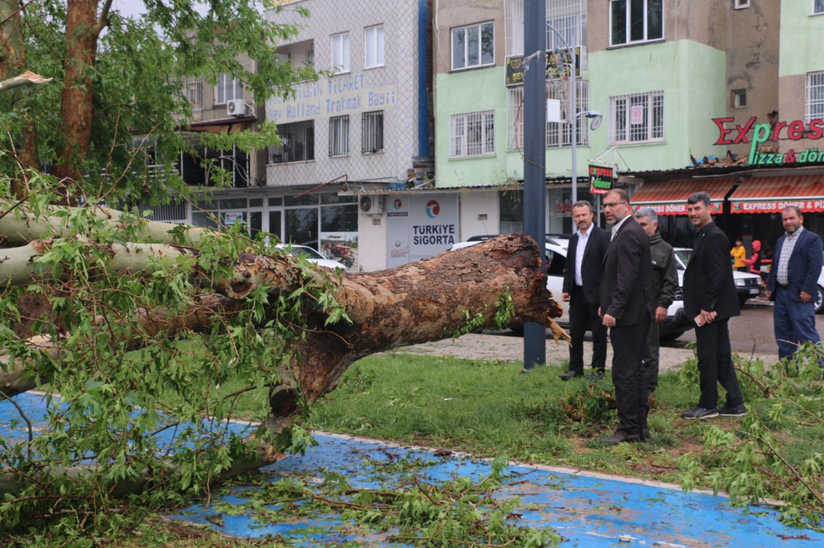 HÜDA PAR Şanlıurfa İl Başkanı Polat, selin vurduğu bölgeleri inceledi